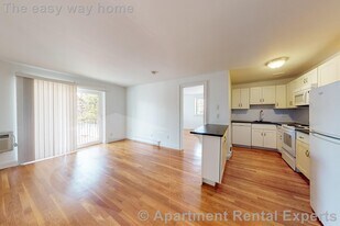 134 Summer St, Unit #15 in Malden, MA - Building Photo