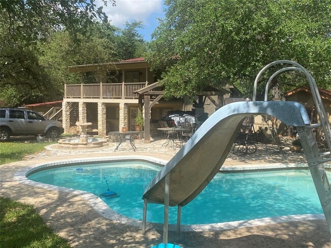property at 11912A US-290