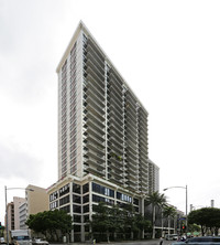 Town Tower in Honolulu, HI - Building Photo - Building Photo