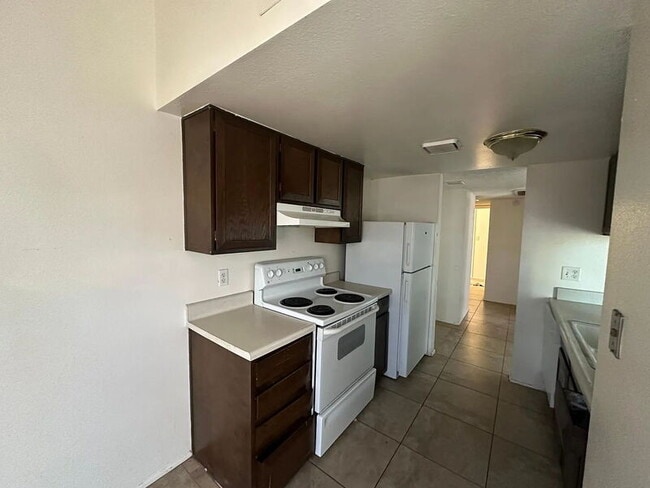10660 W Concordia Dr in Arizona City, AZ - Building Photo - Building Photo