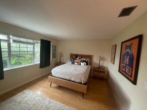 1901 Indian River Blvd, Unit C209 in Vero Beach, FL - Building Photo - Building Photo