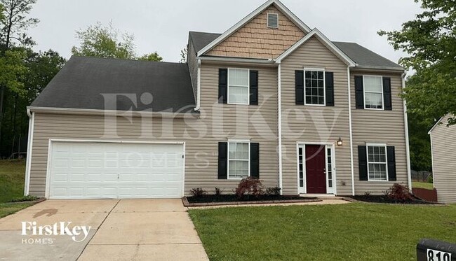 property at 819 N Bay Overlook