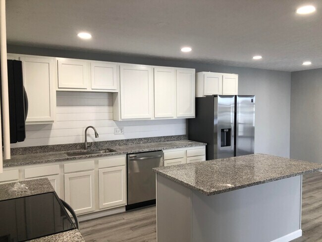 3526 Dinsmore Castle Dr in Columbus, OH - Building Photo - Building Photo