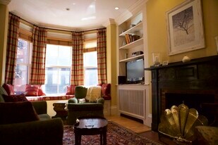 112 Pinckney St, Unit 2 in Boston, MA - Building Photo