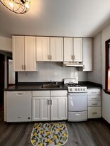 97 1st St, Unit 2 in Medford, MA - Building Photo