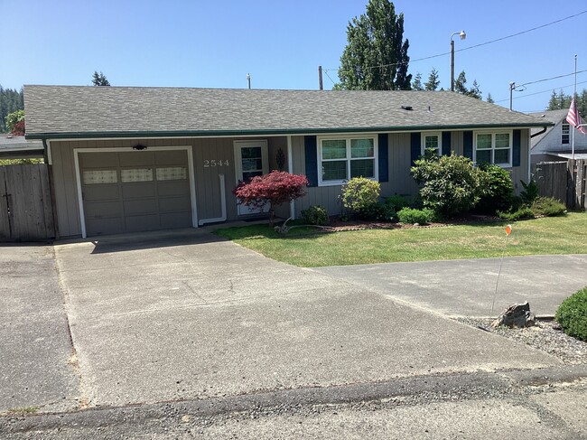 property at 2544 Maple St