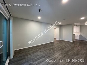 110 Sweetzer Ave in Los Angeles, CA - Building Photo - Building Photo