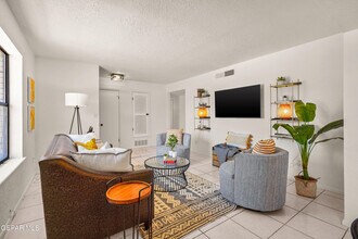 7101 Cerro Negro Dr in El Paso, TX - Building Photo - Building Photo
