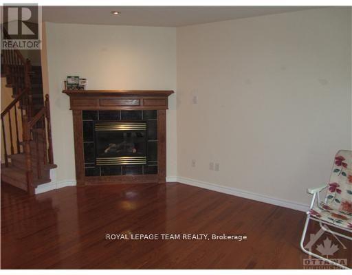 21 Cresthaven Dr in Ottawa, ON - Building Photo - Building Photo