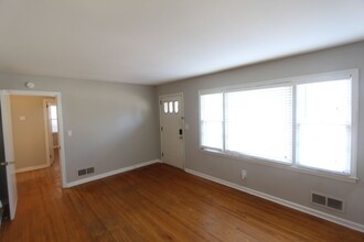 329 24th Ct NW in Center Point, AL - Building Photo - Building Photo