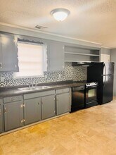 1032 Blue Ridge Terrace in Columbia, SC - Building Photo - Building Photo