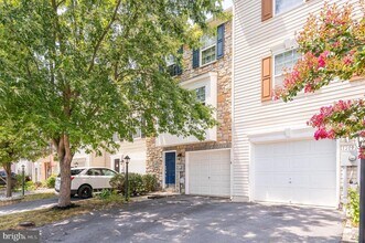 1217 Steed St in Ranson, WV - Building Photo - Building Photo