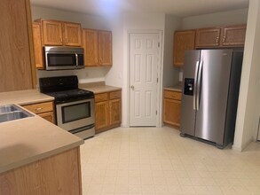 55 Monterey Cypress Dr in Lake St. Louis, MO - Building Photo - Building Photo