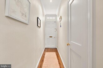 1522 32nd St NW in Washington, DC - Foto de edificio - Building Photo