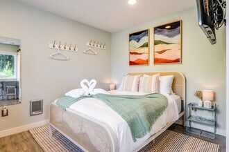 8725 29th Ave NW, Unit SI ID1035884P in Seattle, WA - Building Photo - Building Photo