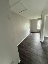 6800 Bryonwood Dr in Austin, TX - Foto de edificio - Building Photo