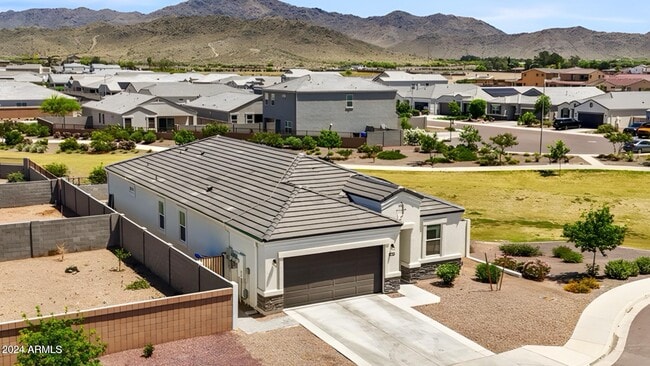 10619 S 54th Dr in Phoenix, AZ - Building Photo - Building Photo