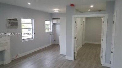 7116 Bay Dr in Miami Beach, FL - Building Photo - Building Photo