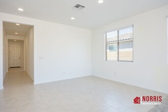 336 E Hawaii Dr in Casa Grande, AZ - Building Photo - Building Photo