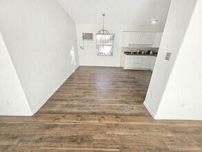 11914 Kingslake Forest Dr in Houston, TX - Building Photo - Building Photo