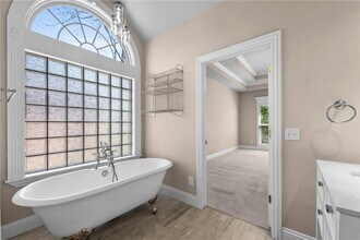 3902 NE Cadbury Ave in Bentonville, AR - Building Photo - Building Photo