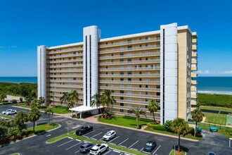 Sea Palms Condominium in Fort Pierce, FL - Building Photo - Building Photo