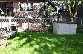 1835 W Addison St, Unit 1 in Chicago, IL - Building Photo - Building Photo