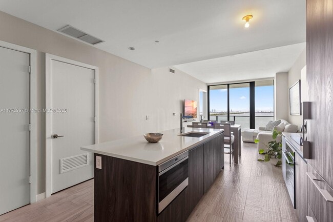 480 NE 31st St in Miami, FL - Building Photo - Building Photo