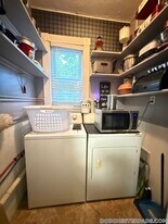 40 Arbutus St, Unit 3 in Boston, MA - Building Photo