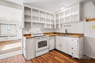 2040 S Fox St in Denver, CO - Building Photo - Building Photo