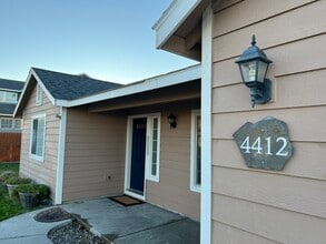 4412 Valencia Dr in Pasco, WA - Building Photo - Building Photo
