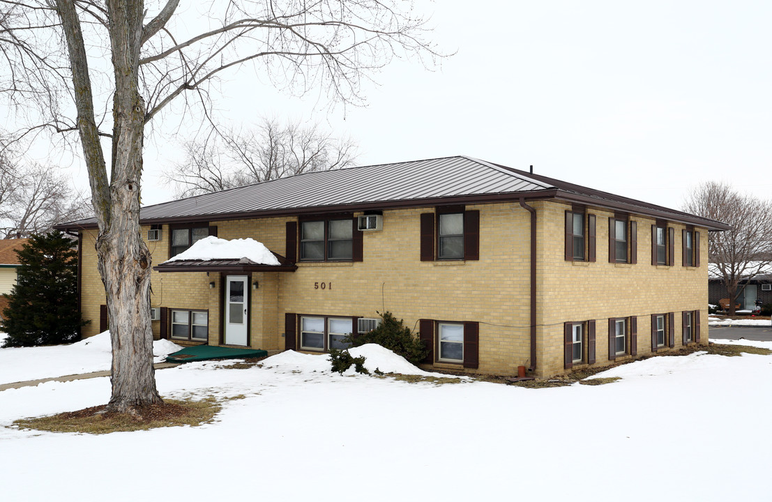 501 NE Jacob St in Grimes, IA - Building Photo