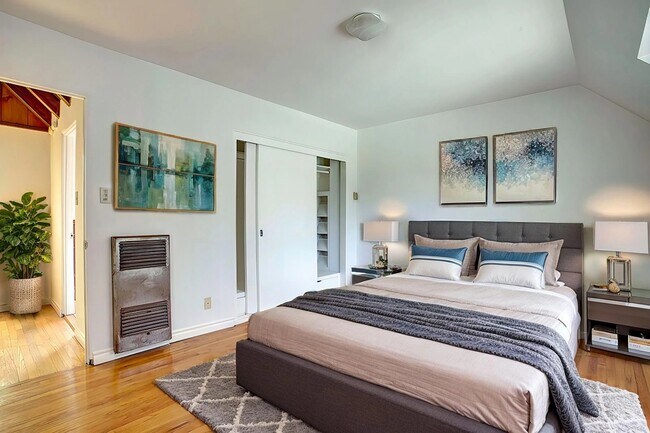 2564 W 5th St, Unit 2560 1/2 in Los Angeles, CA - Building Photo - Building Photo