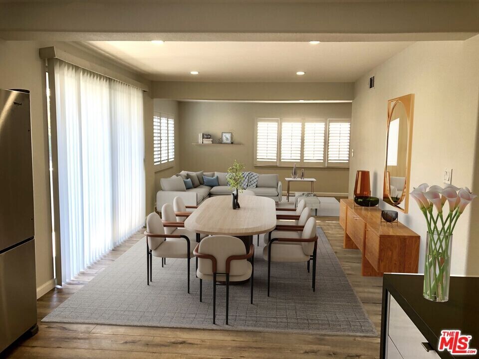 11520 Wyoming Ave in Los Angeles, CA - Building Photo