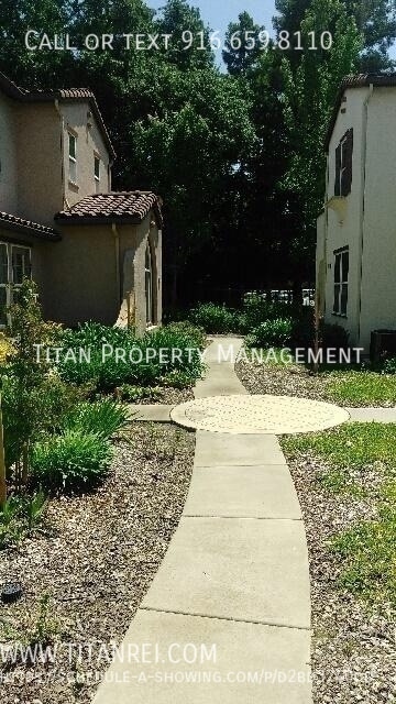 8144 Crystal Walk Cir