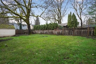 4525 SW 180th Ave in Beaverton, OR - Building Photo - Building Photo