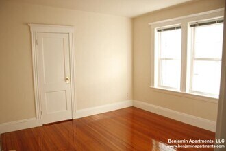 29 Justin Rd, Unit 1 in Boston, MA - Building Photo - Building Photo
