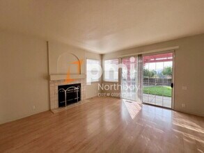 3213 Hilton Head Dr in Fairfield, CA - Building Photo - Building Photo