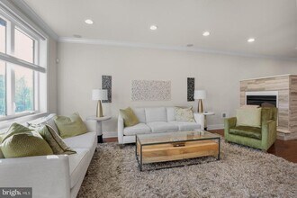 2218 E Fletcher St in Philadelphia, PA - Building Photo - Building Photo