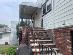 169 Trenchard St in Yonkers, NY - Building Photo - Building Photo