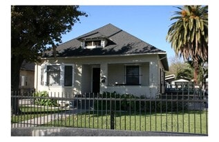 1145 W 36th Pl in Los Angeles, CA - Building Photo
