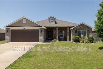 6108 SW Warrington Rd in Bentonville, AR - Building Photo - Building Photo