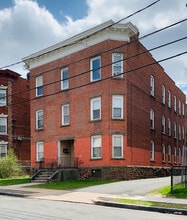 27-29 Bond St in Hartford, CT - Foto de edificio - Primary Photo