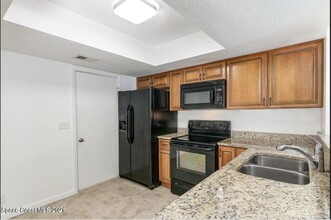 58 Emerald Ct in Satellite Beach, FL - Building Photo - Building Photo