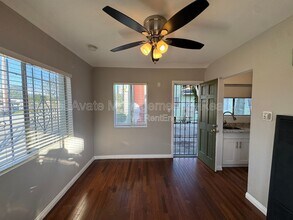 10822 Ventura Blvd in Los Angeles, CA - Building Photo - Building Photo