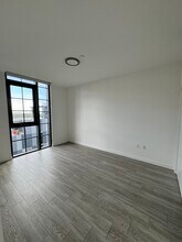 445 NW 26th St, Unit B1 in Miami, FL - Foto de edificio - Building Photo
