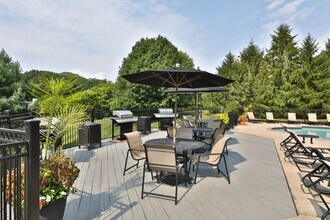 Stonington Farm in Doylestown, PA - Foto de edificio - Building Photo