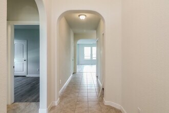 1001 Doe Meadow Dr in Burleson, TX - Building Photo - Building Photo