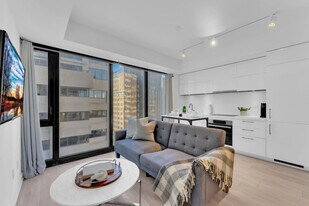 188 Cumberland St, Unit SI ID1541035P in Toronto, ON - Building Photo