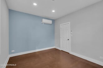 922 4th Ave in Asbury Park, NJ - Building Photo - Building Photo